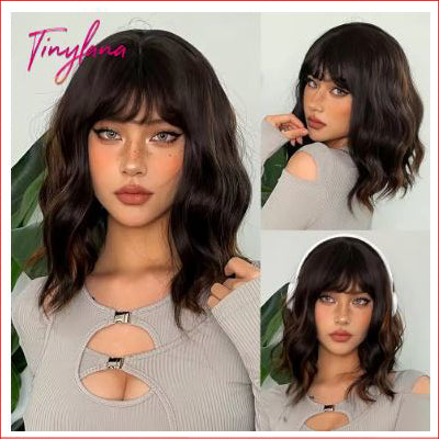 Wig Short Wavy Brunette