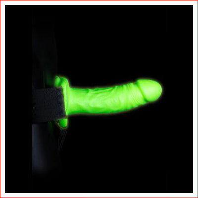 Realistic 7" Strap-On Harness - Glow in the dark